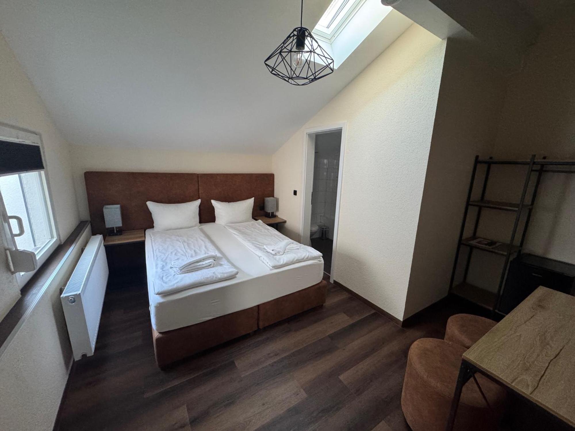 Hotel Capitol Zentrum Friedrichshafen Buitenkant foto